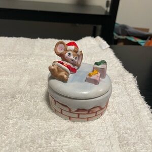 VNTG Homeco Christmas Mouse Trinket Box